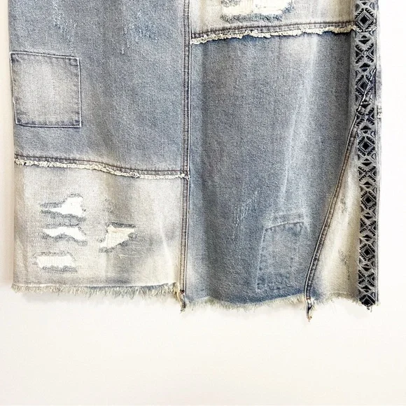 Free People Maxed Out Maxi Denim Skirt Embroidered Patchwork Size 10 - Picture 12 of 16